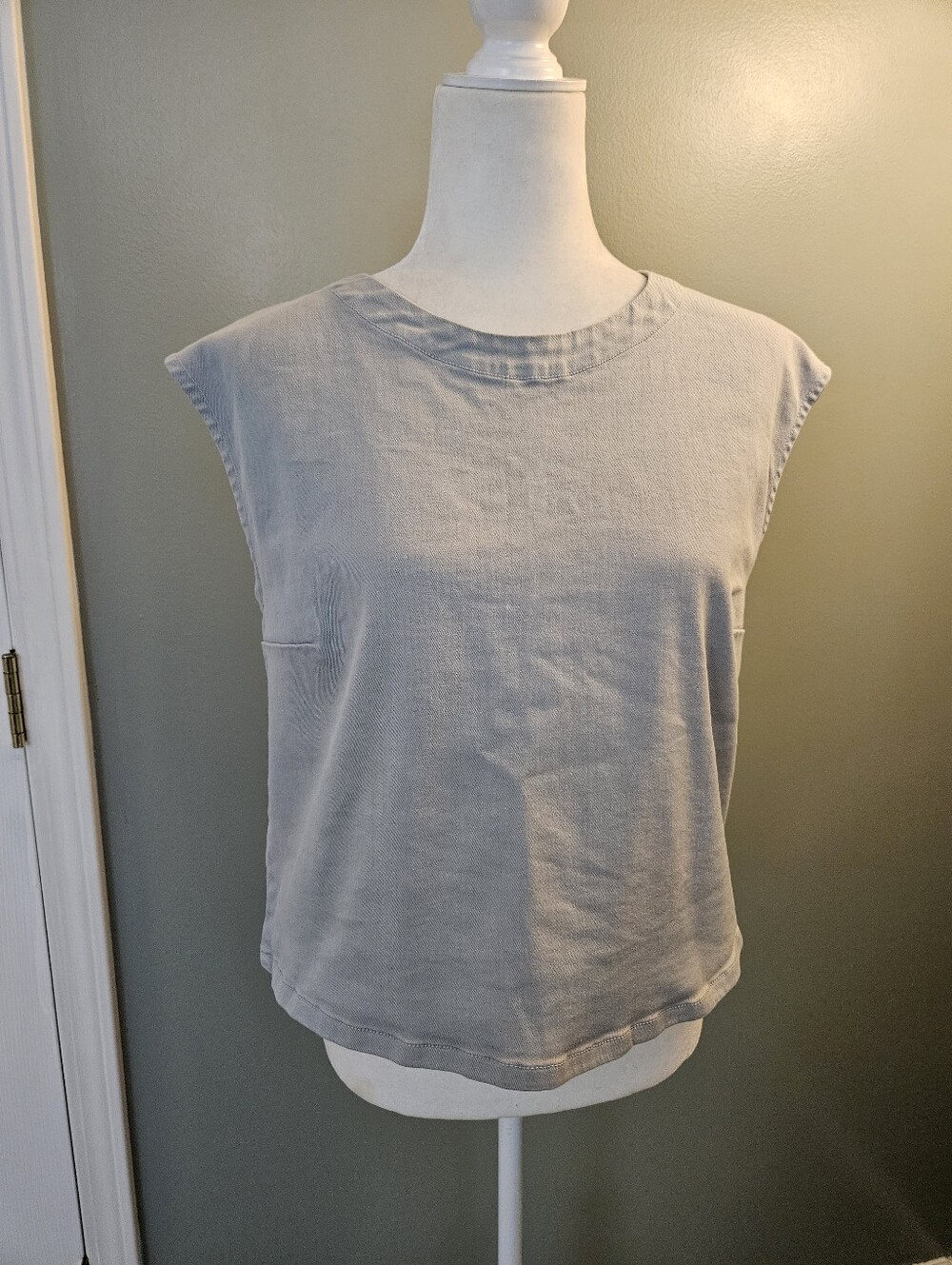 LACAUSA Sleeveless Cotton Lace Up Back Shirt Size Large L Light Blue/Gray